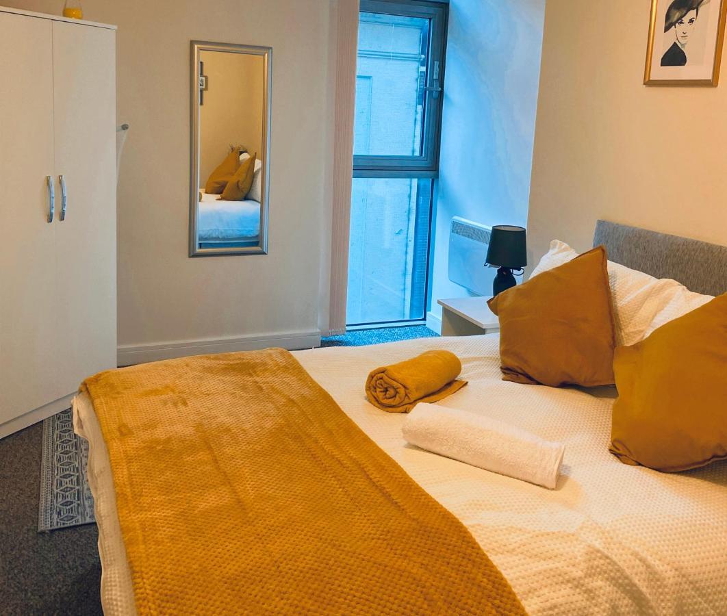 Stylish Two Bed In The Heart Of The City Birmingham Bagian luar foto
